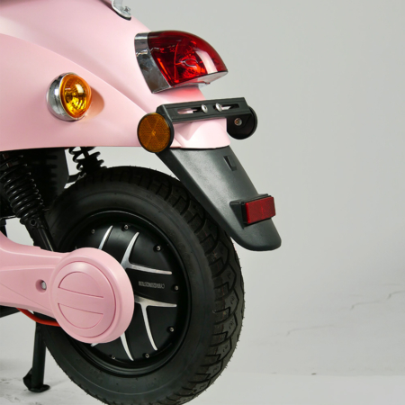 Emma Pop le scooter électrique stylé et abordable